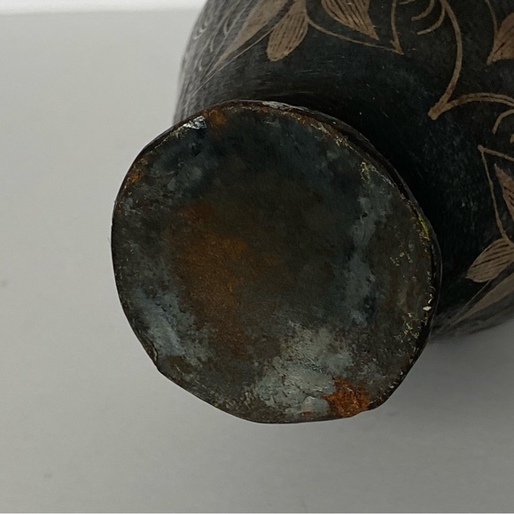Vintage Brass Vase Etched India 7” Tall Metal Old Brown Bud Flower Engraved - Picture 11 of 16